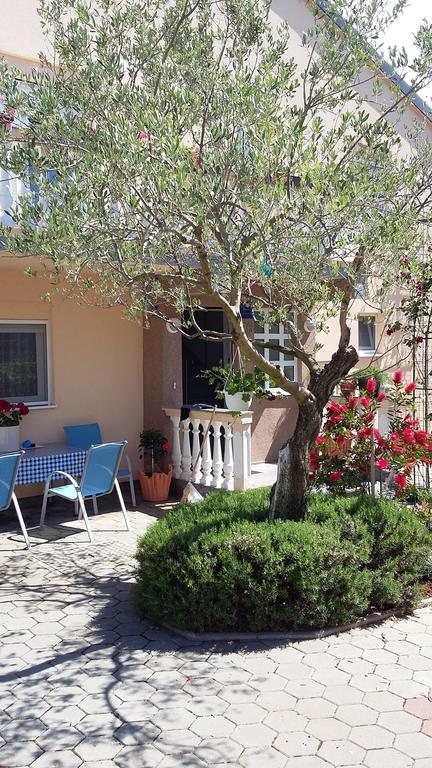 Apartments Kata Biograd Na Moru Exteriér fotografie