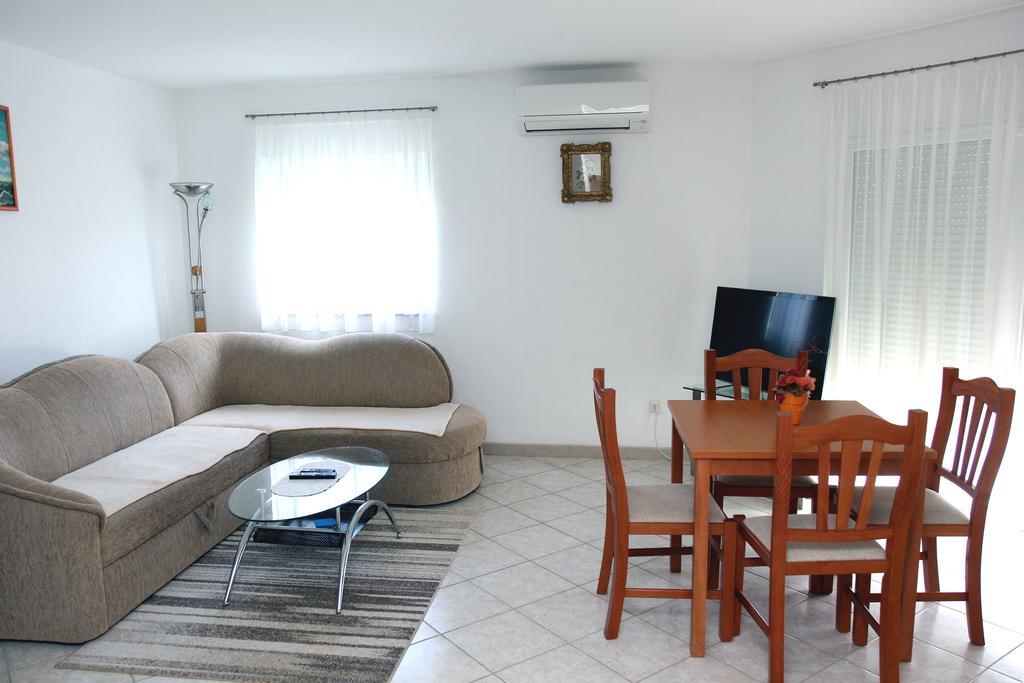 Apartments Kata Biograd Na Moru Exteriér fotografie